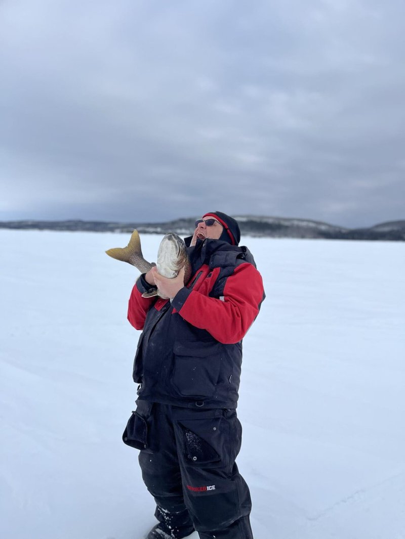 Image: Ice Fishing Thrills in the Canadian Wilderness - An Exciting Online Experience